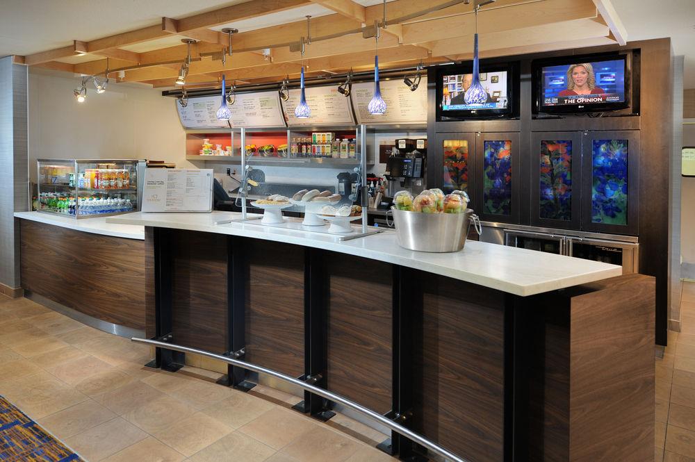 Courtyard By Marriott Dallas In Legacy Park 3*