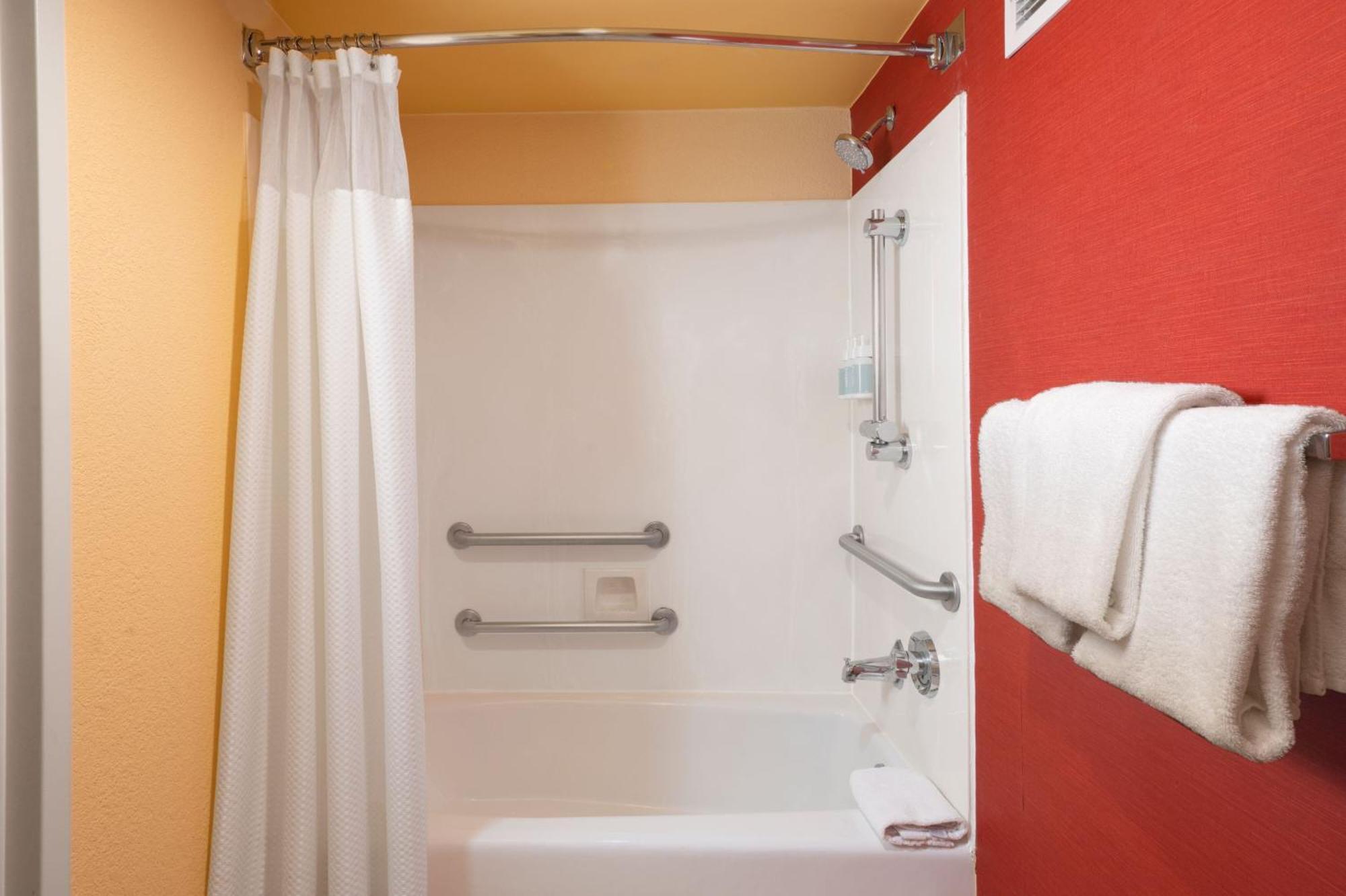 Courtyard By Marriott Dallas In Legacy Park 3* Plano