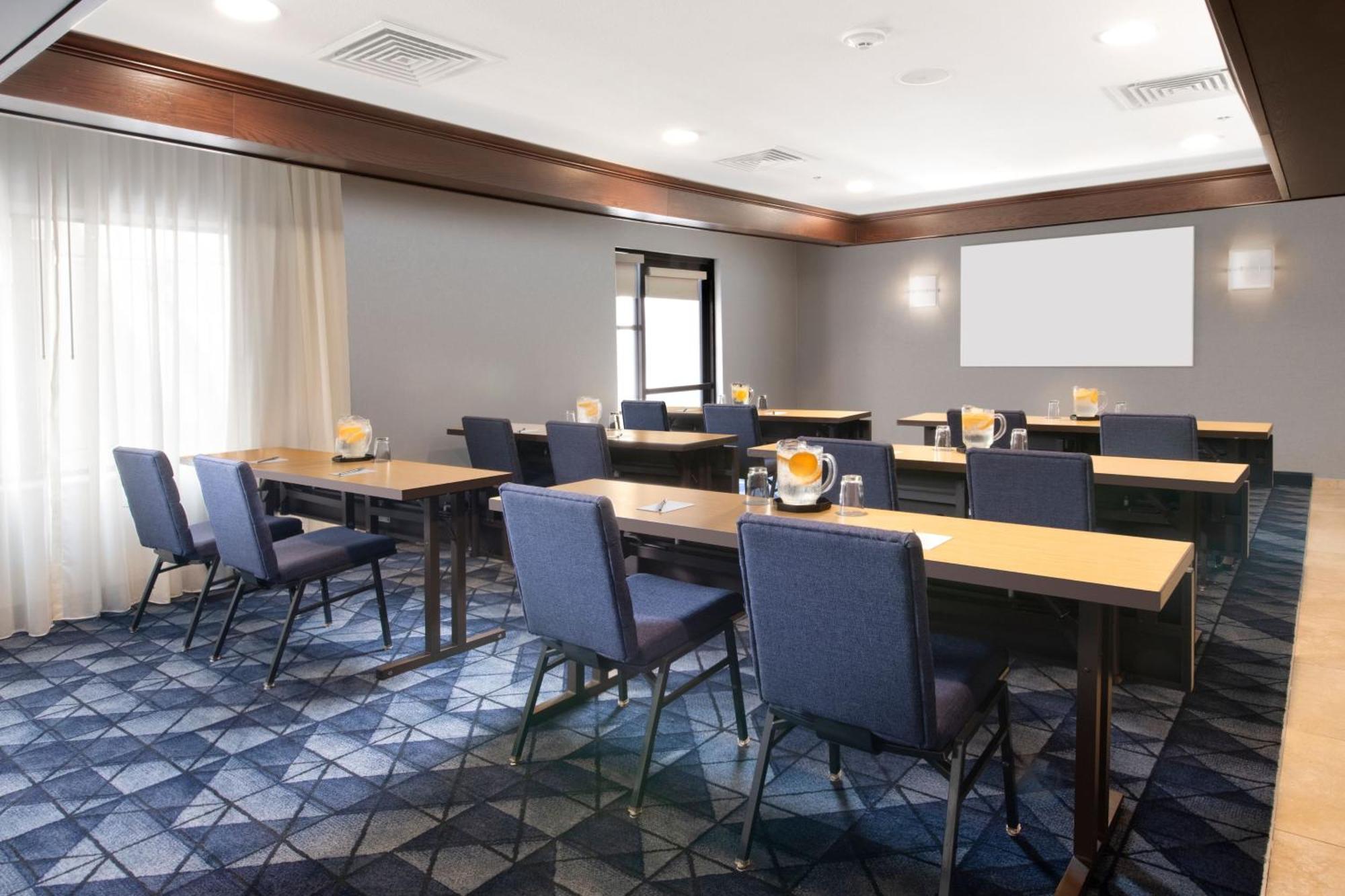 Courtyard By Marriott Dallas In Legacy Park Hotel Plano