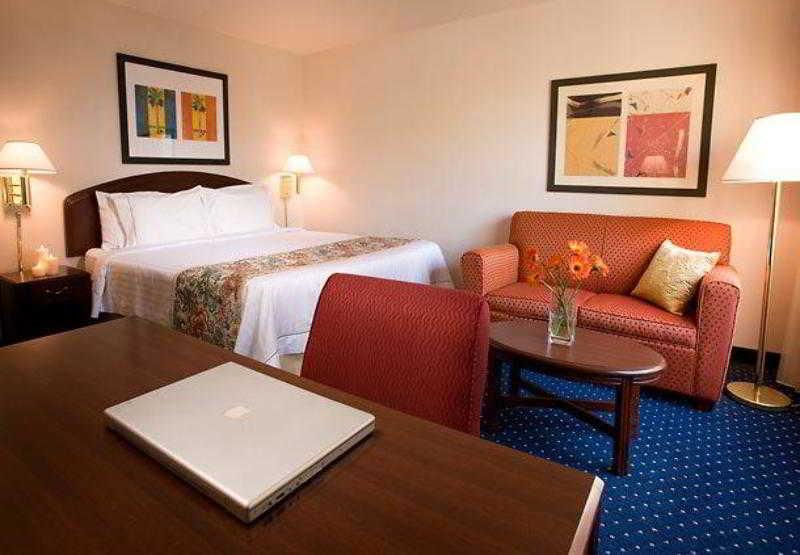Courtyard By Marriott Dallas In Legacy Park 3* Plano