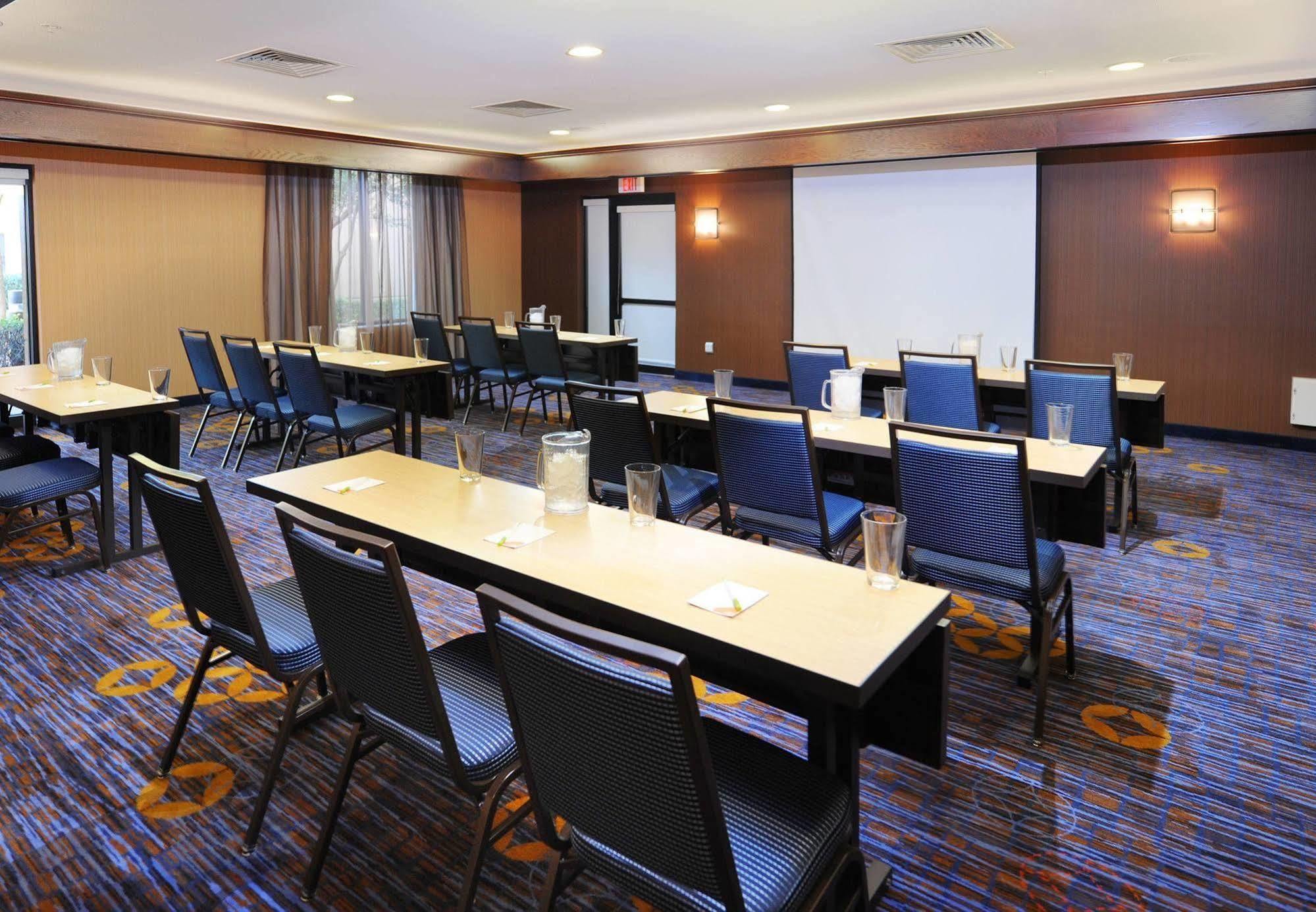 Courtyard By Marriott Dallas In Legacy Park Hotel Plano